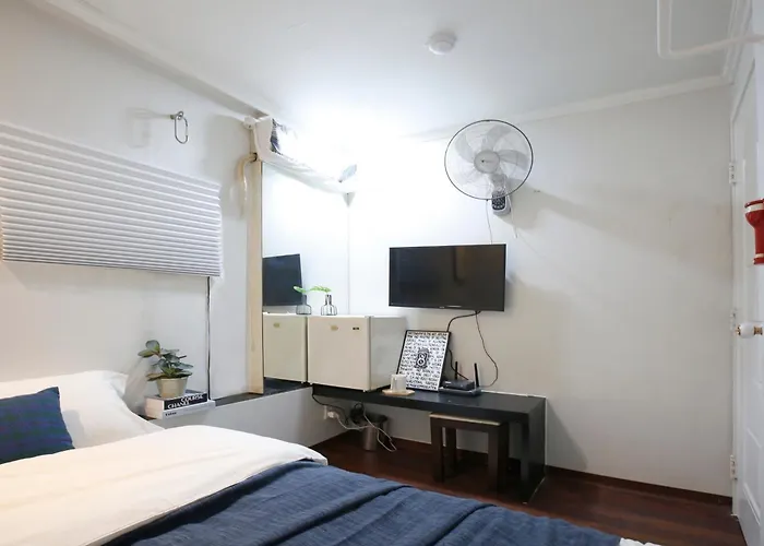 Jongno Private House *